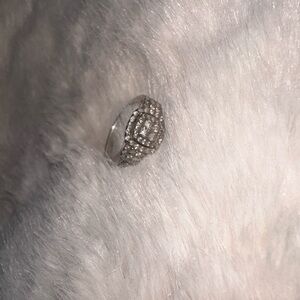 Elegant Silver Diamond Ring